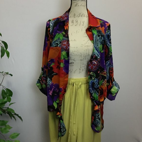 Bright Colored Floral Button Front Top, size M - Picture 3 of 8